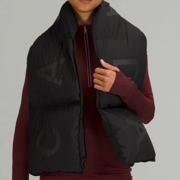 Lululemon x Team Canada down filled insulated quilted scarf - Picture 4 of 8